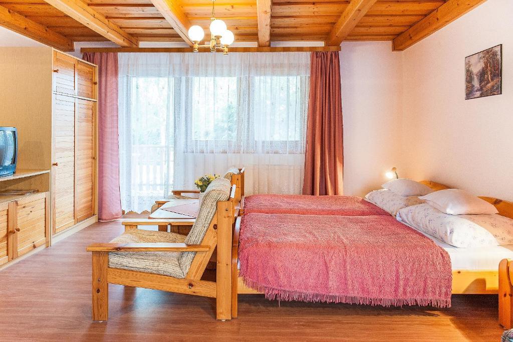 Alina Apartmanhaz Hévíz Rum bild